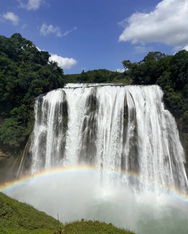 Anshun Travel Tips: Avoid Crowds at Huangguoshu