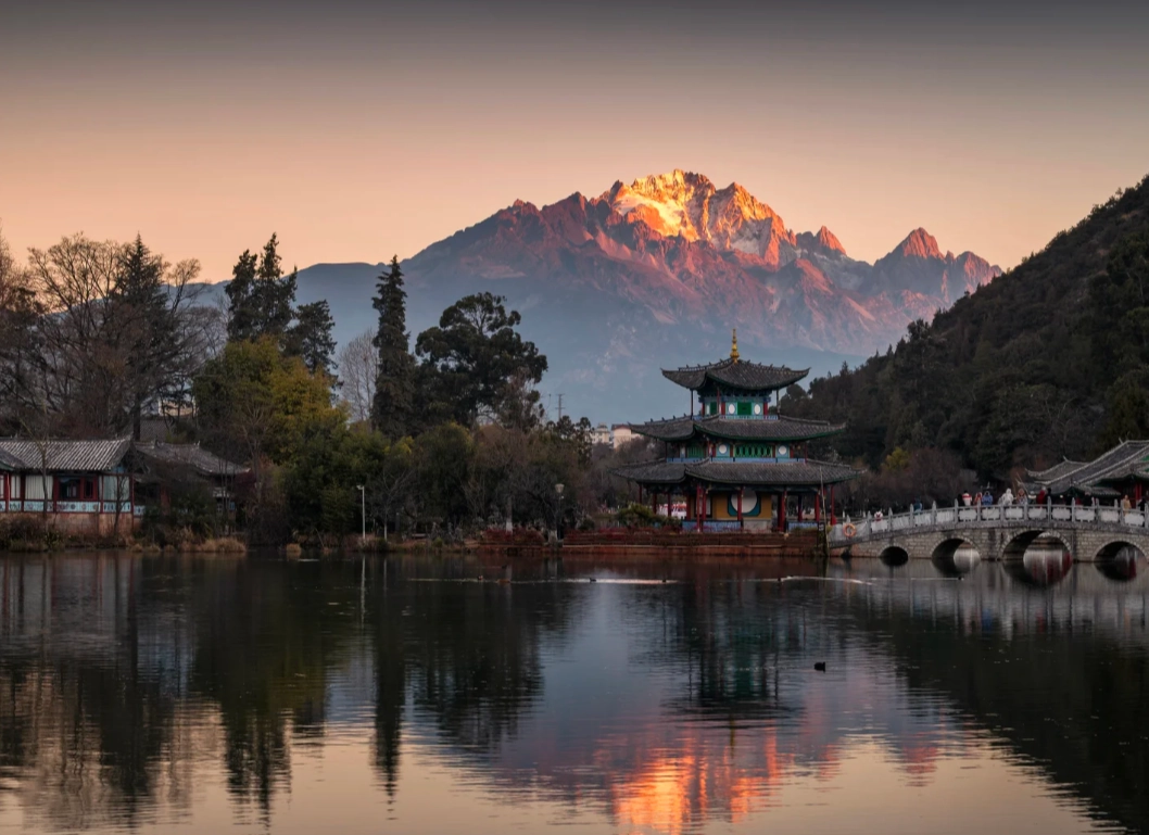 Lijiang with kids
