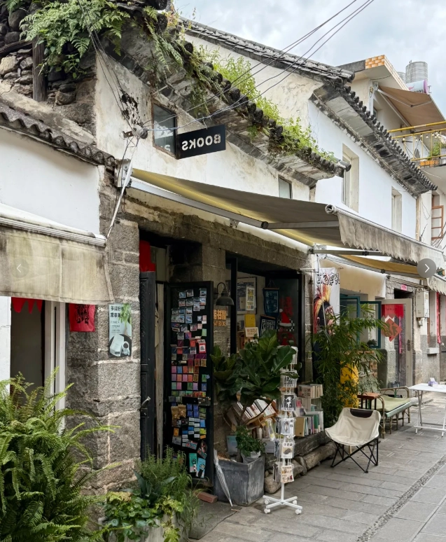 Best Month to Visit Dali: Beat the Crowds With This Local's Pick