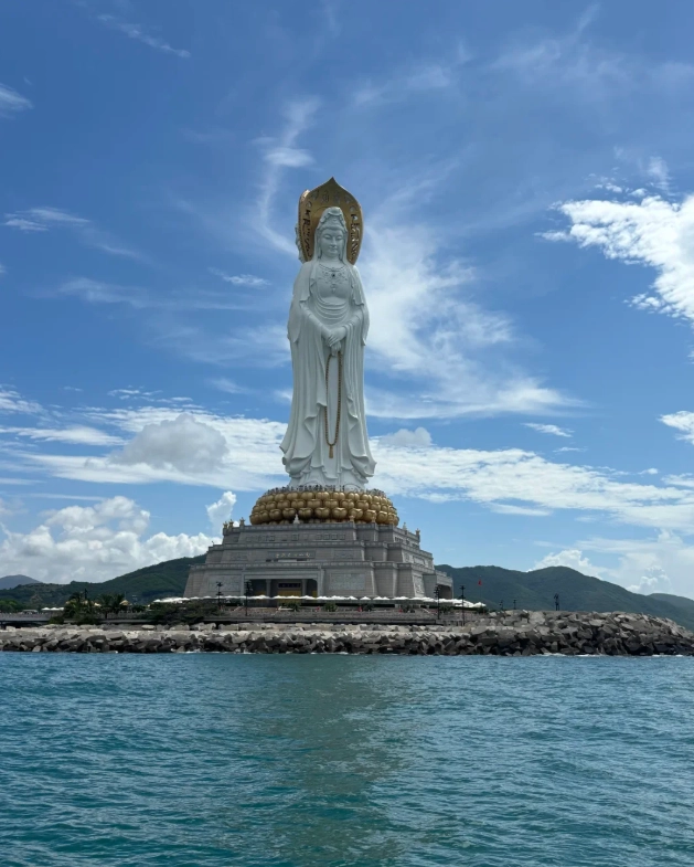 nanshan temple sanya