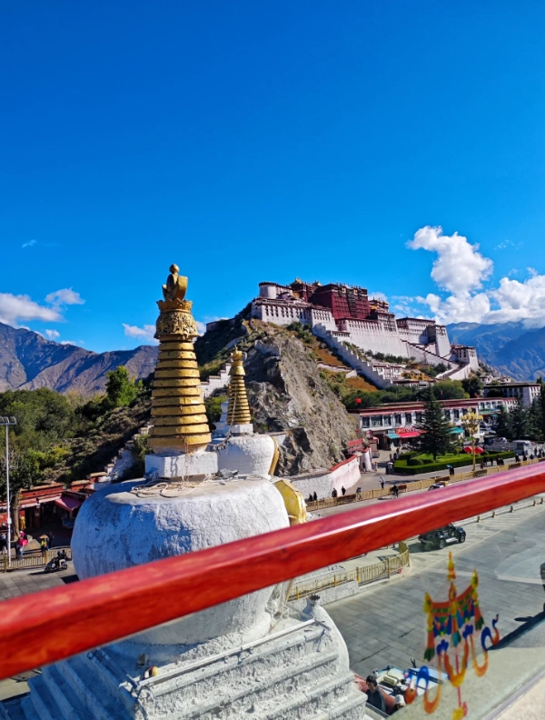 lhasa tourist attractions