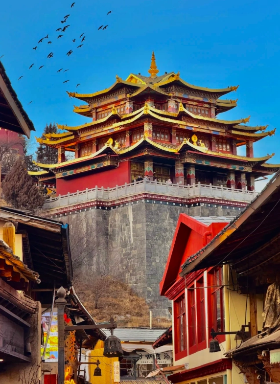 What to Do in Shangri-La: Insider Secrets to Skip the Crowds