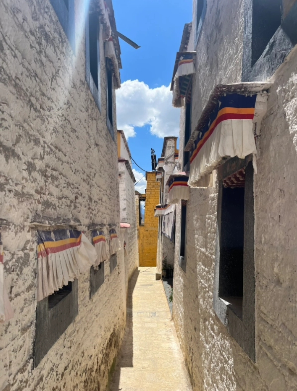 Lhasa attractions for kids Lhasa attractions for kids