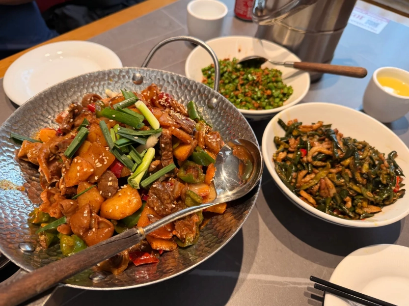 What to Eat in Zhangjiajie: 7 Dishes & Where to Try Them