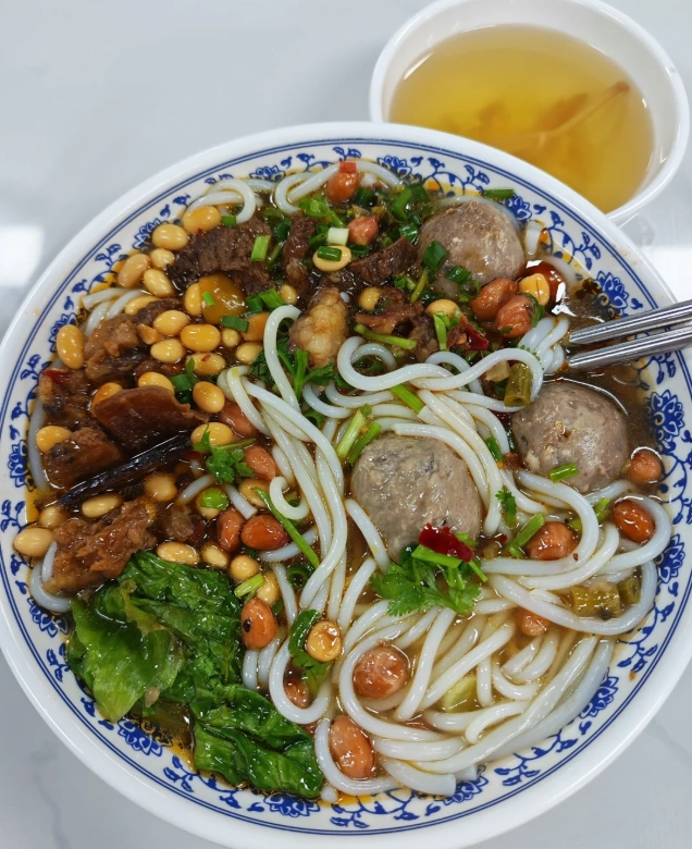 What to Eat in Guilin: 10 Local Dishes You Must Try