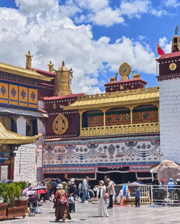 Lhasa travel guide Lhasa travel guide