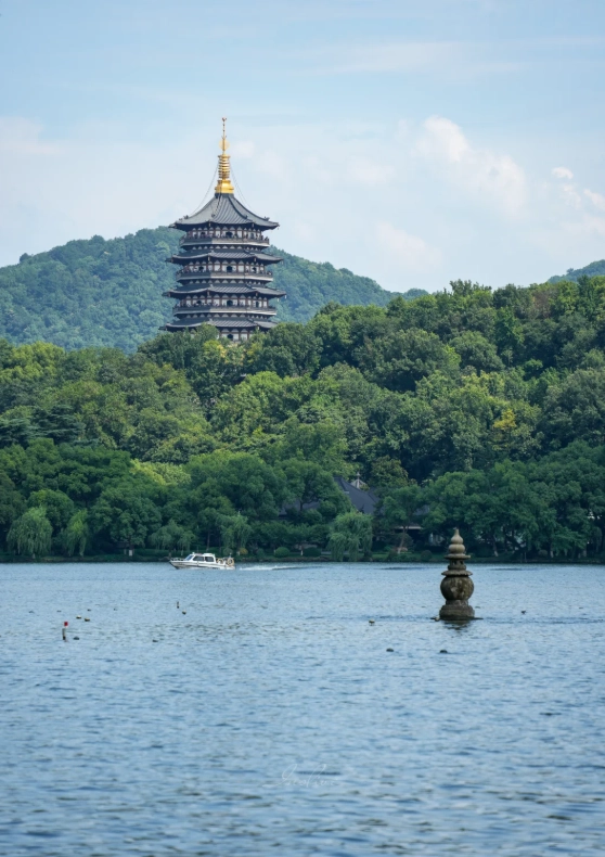 Top Things to Do in Hangzhou: Insider Secrets to Skip the Crowds