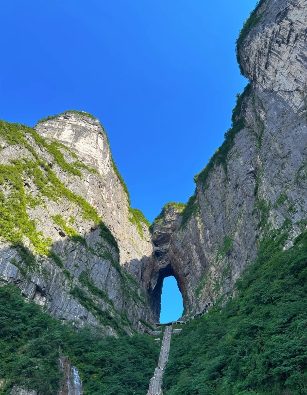 zhangjiajie grand canyon glass bridge