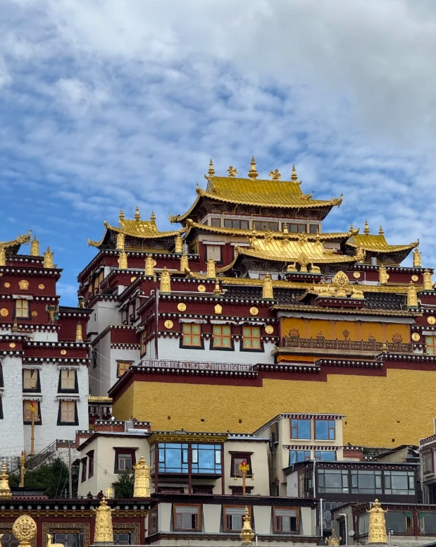 Shangri-La Tourist Attractions: Top Sights & Hidden Gems