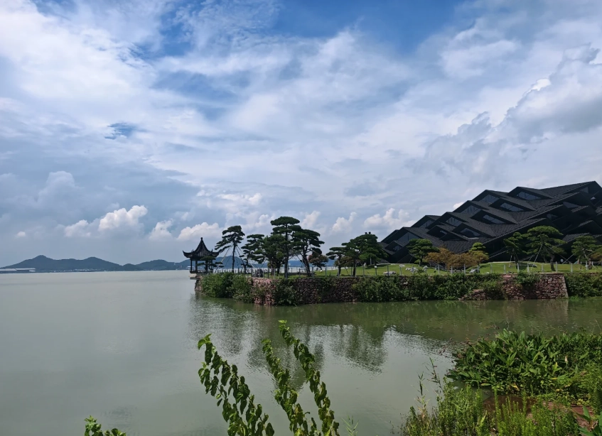 best time to visit Ningbo