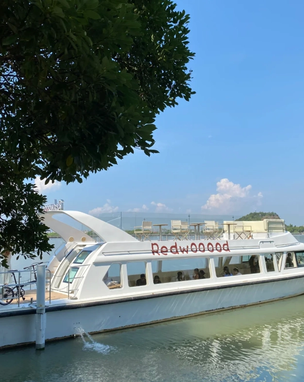 Dongqian Lake Boat Ride: Local Guide + Insider Tips