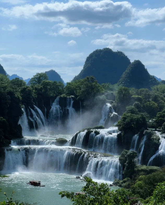 How to visit Ban Gioc-Detian Waterfall