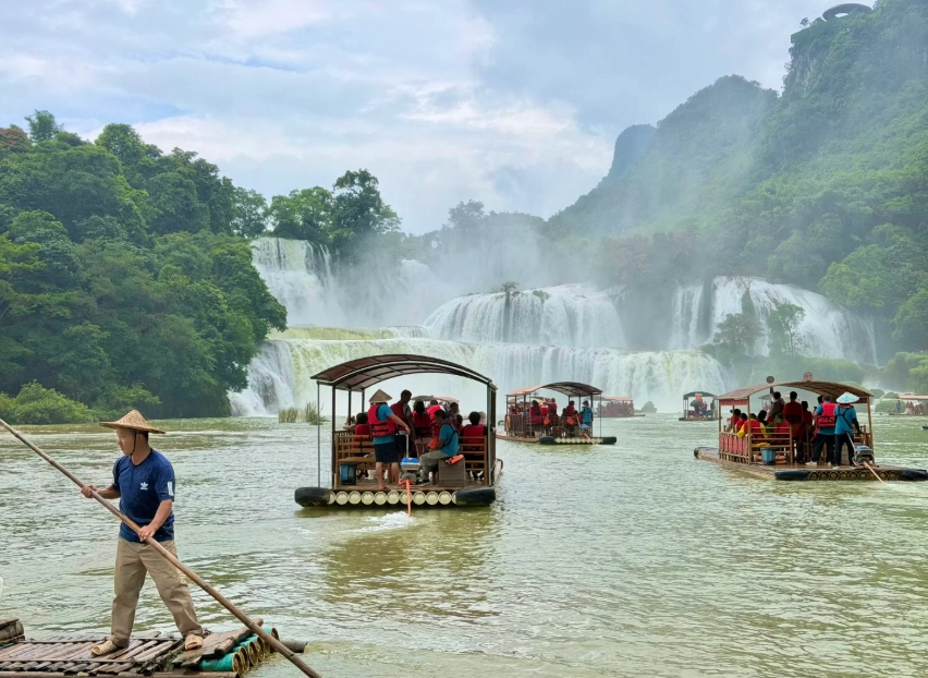 Ban Gioc-Detian Transnational Waterfall Boat Ride: Tips
