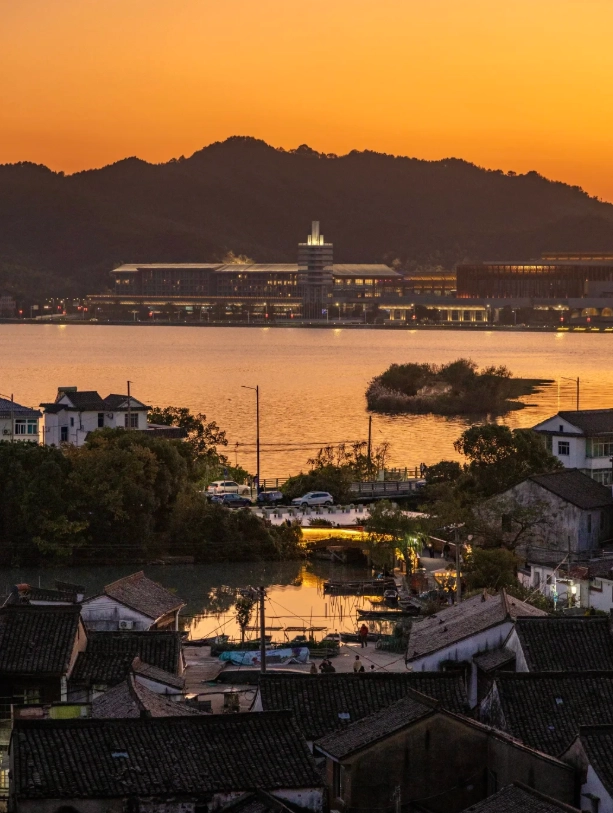 dongqian lake travel guide