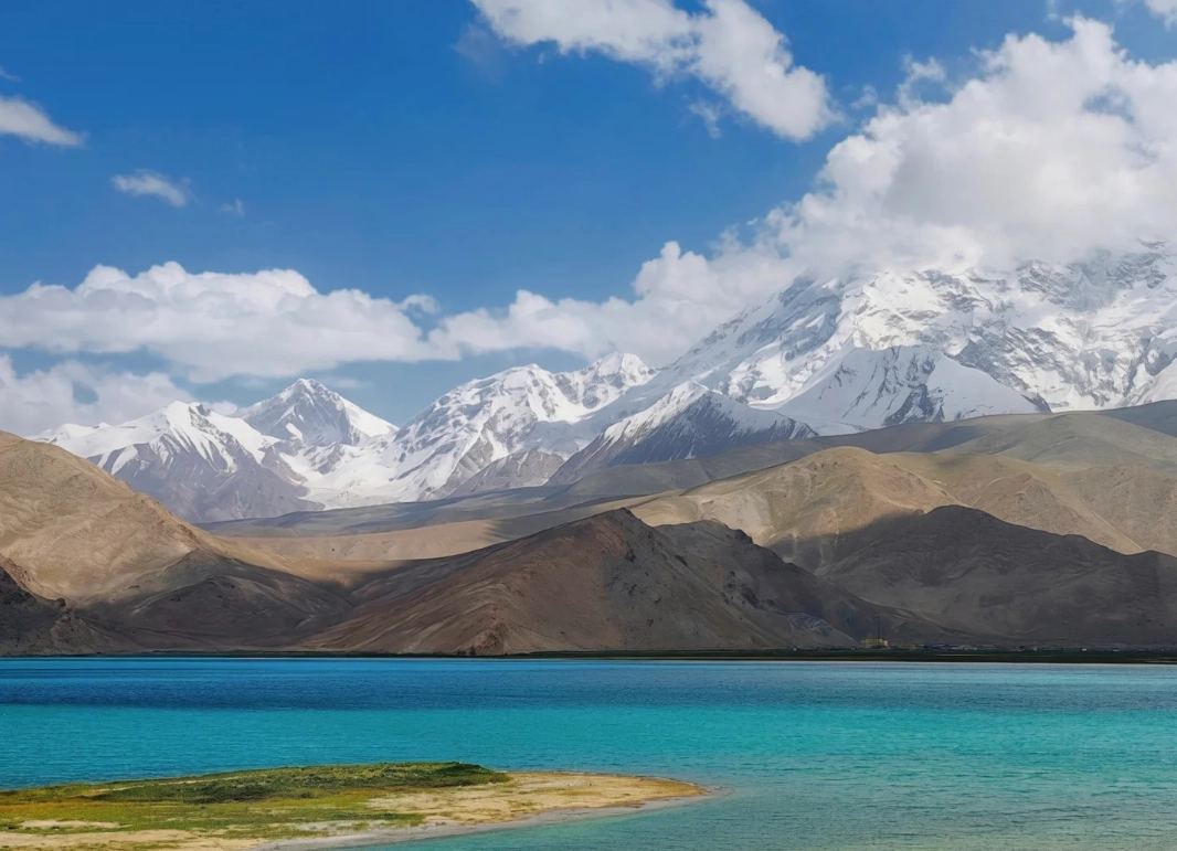 How to Get to Karakul Lake: Save Time and Money