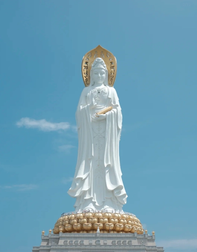 108 meter Guanyin statue photography 108 meter Guanyin statue photography