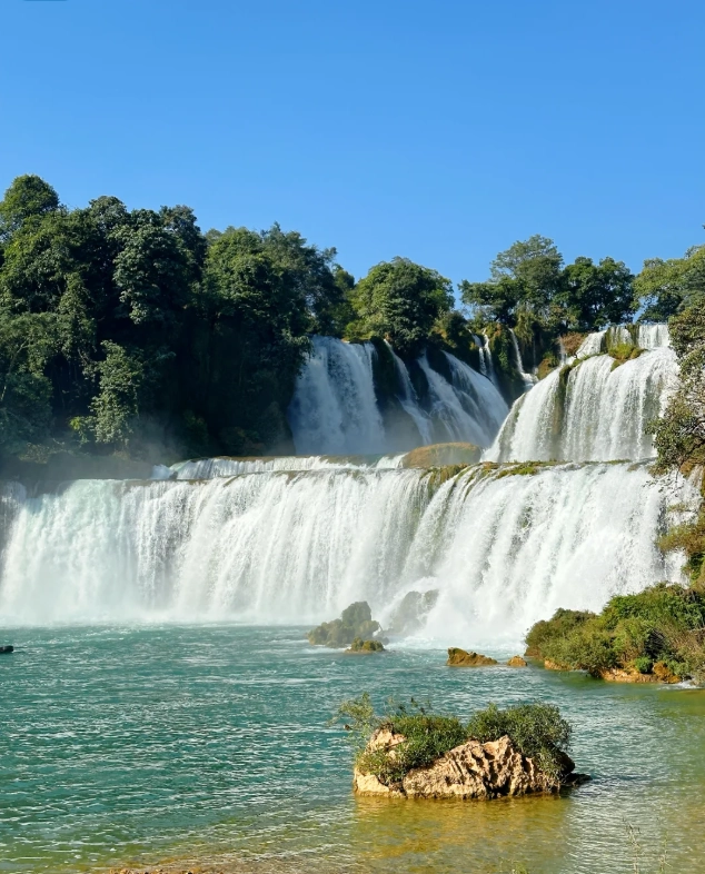 most beautiful waterfalls in china most beautiful waterfalls in china