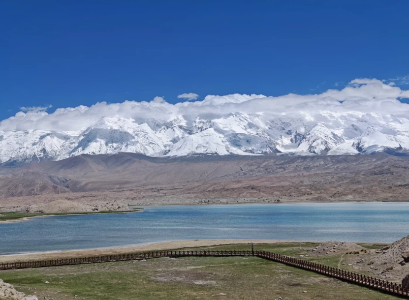 Karakul Lake bus route