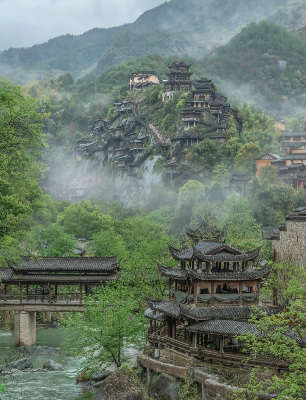 Jingdezhen porcelain