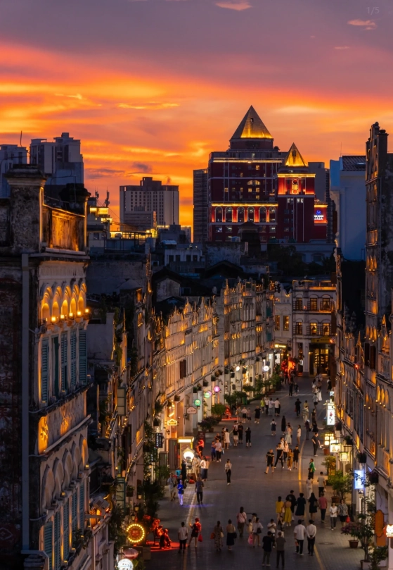 What to Do in Hainan at Night: 5 Local Secrets