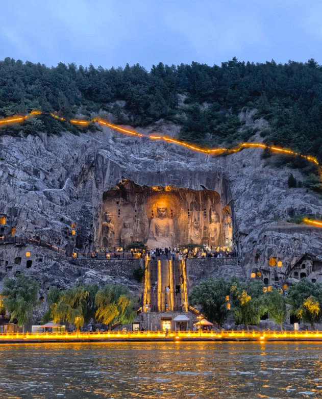 What to Do in Henan at Night: Best Evening Spots
