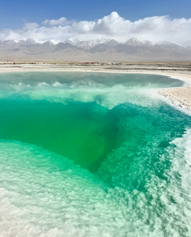 Chaka Salt Lake travel