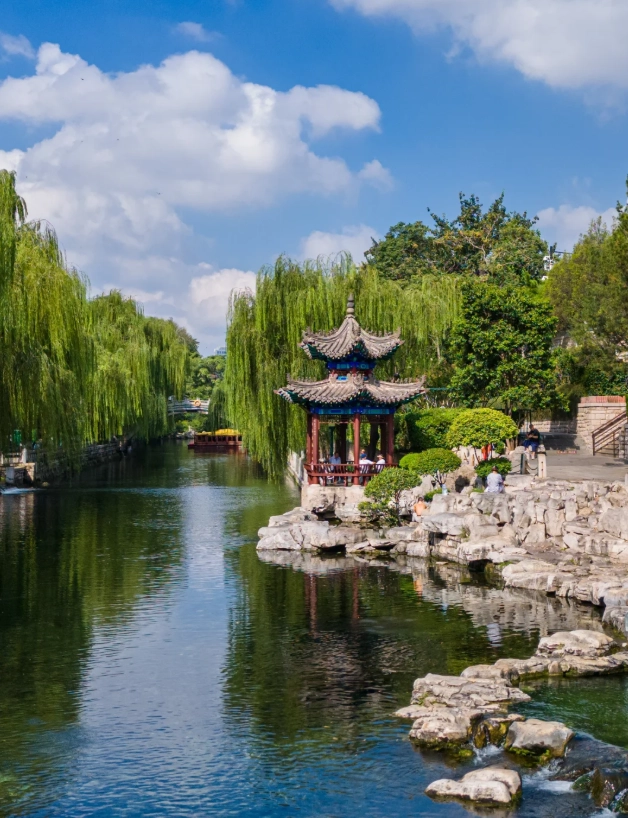 English speaking guide Qingdao English speaking guide Qingdao