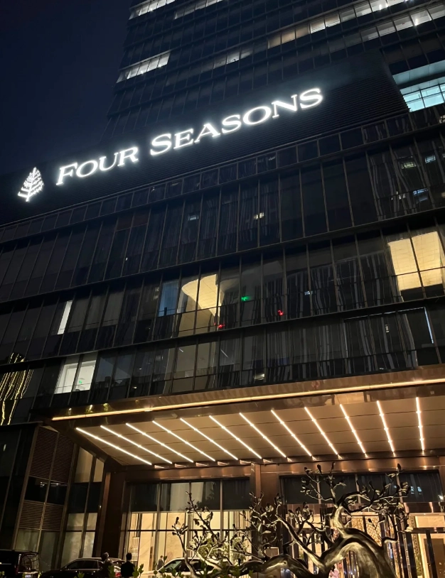 Liaoning luxury hotels